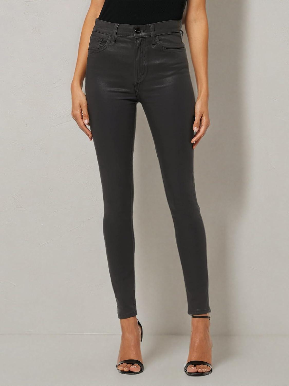 imageTHE CHARLIEBlack